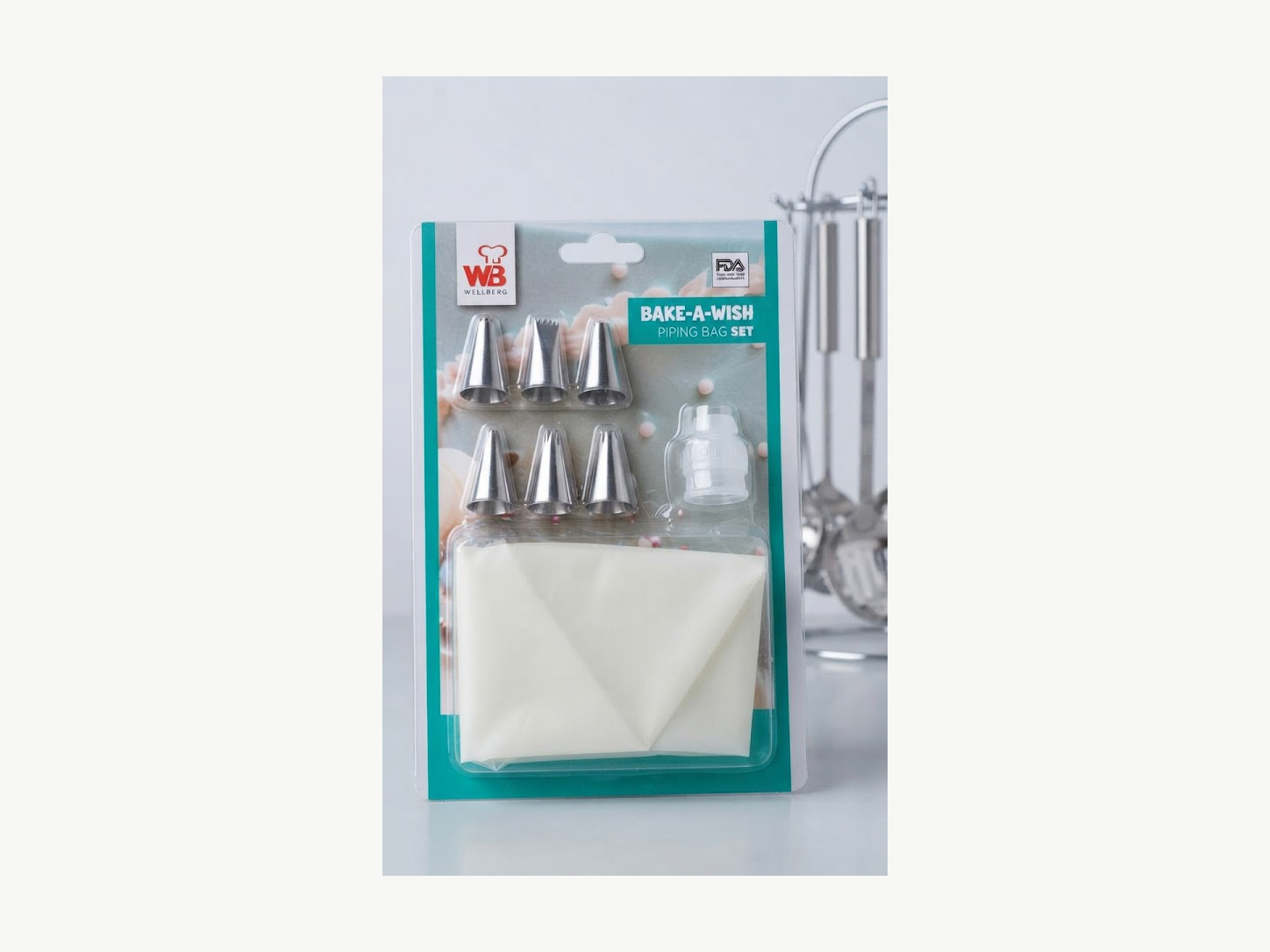 BAKE A WISH PIPING SET  set of  2
